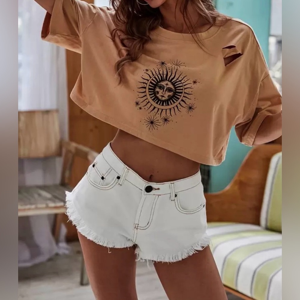 Oversized 3 Cropped Top Lot 🌞💜🖤🤍